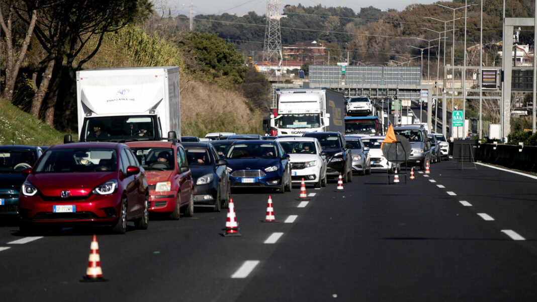 Anas, lavori notturni sul Gra per varo nuovo ponte in acciaio