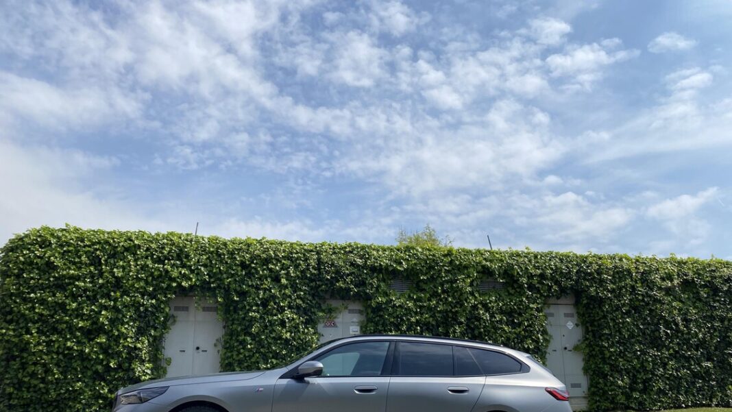Bmw 520d xDrive Touring M è la familiare col pepe addosso