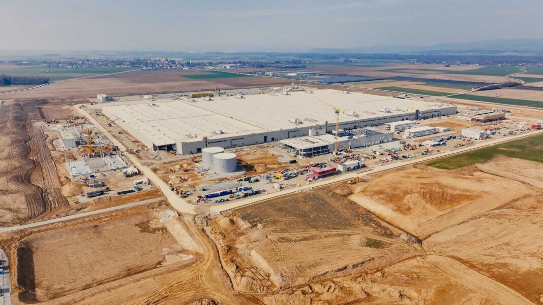 Das BMW Group Montagewerk für Hochvoltbatterien Irlbach-Straßkirchen