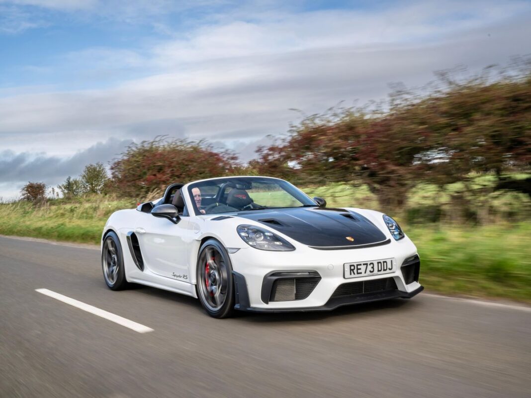 Porsche 718 Spyder RS