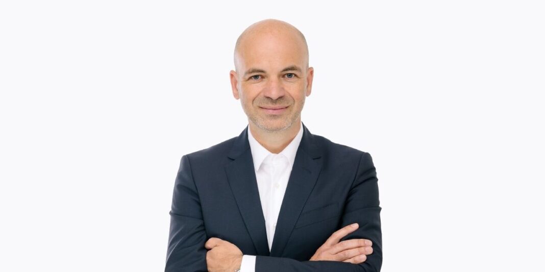 Hyundai Motor Group, Manfred Harrer'ı Genesis ve Performans Geliştirme Teknoloji Birimi Başkanı olarak atar
