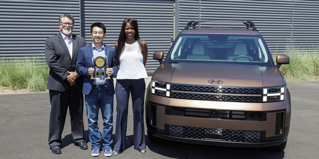 Hyundai Santa Fe nommé Top Mid-Size SUV dans JD Power 2024 US APEAL STUDI
