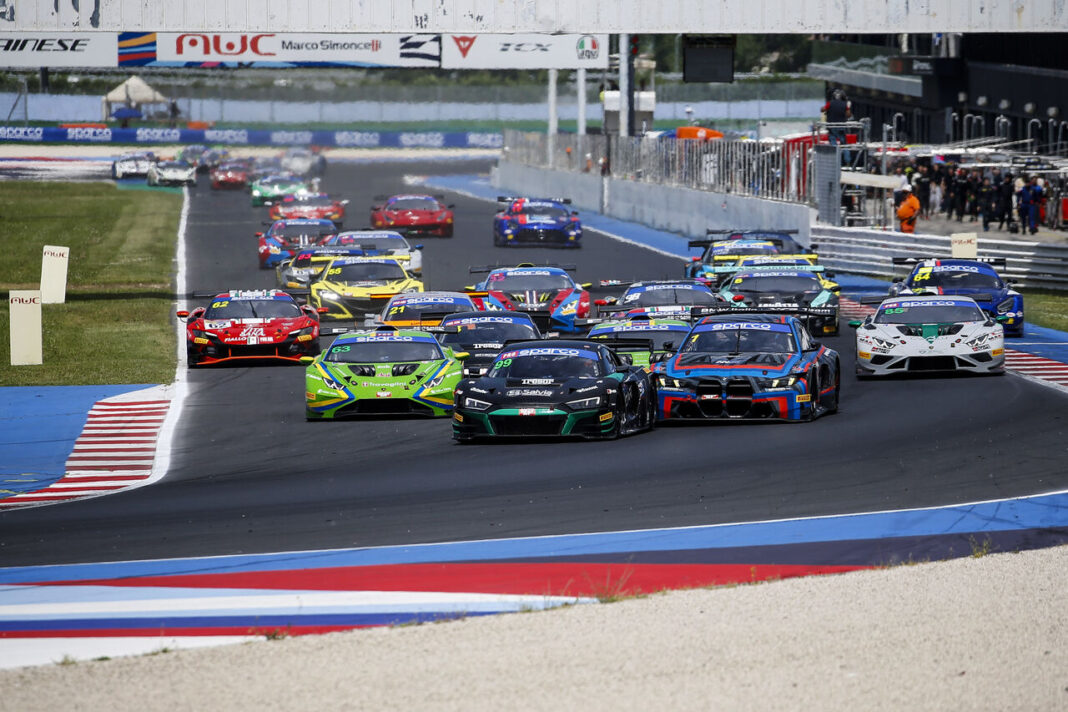 Overall victory for Audi R8 LMS in Italian endurance racing