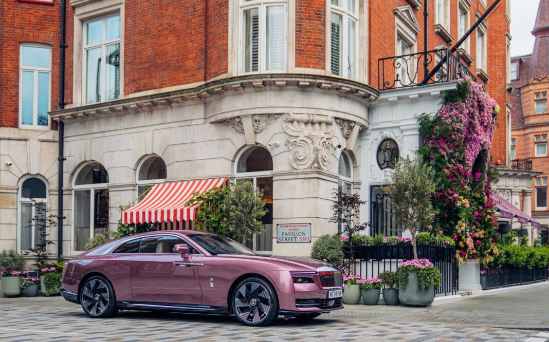ROLLS-ROYCE SHOWCASES BESPOKE SPECTRE, INSPIRED BY THE VELVET ORCHID DURING CHELSEA BLOOM