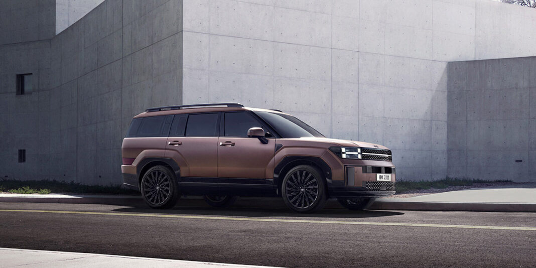 Santa Fe nommé 2025 Car de l'année alors que Hyundai domine Carwow Awards

