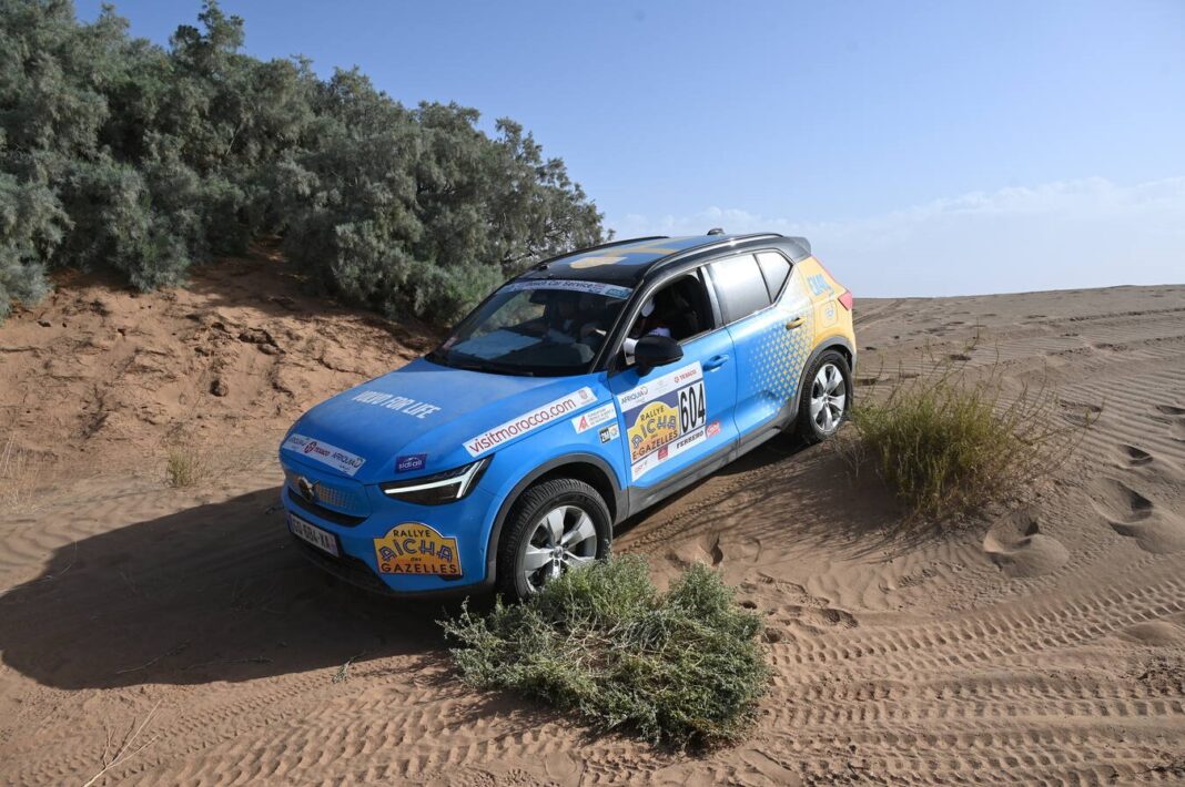 Volvo Car France célèbre le retour de son équipage au Rallye Aïcha des Gazelles du Maroc 2025, Les EXploratrices, qui participaient en catégorie 100 % électrique en Volvo EX40