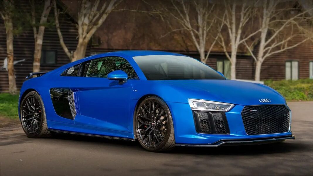 The sound of a V10 is quite a stirring experience