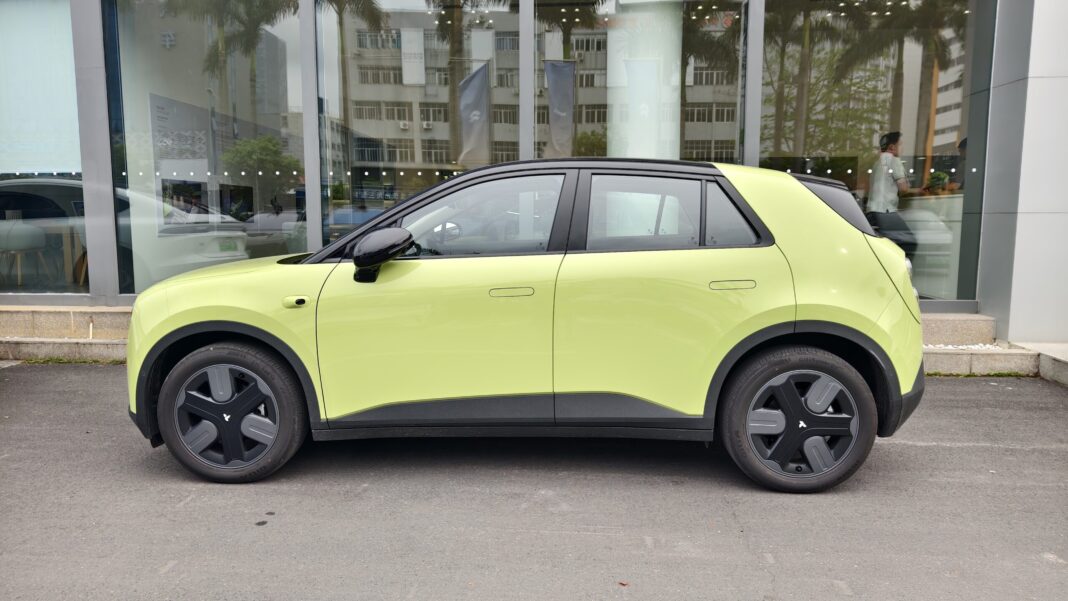 週日中國駕駛|  Nio的Firefly：緊湊型電動汽車，其重量超過其重量
